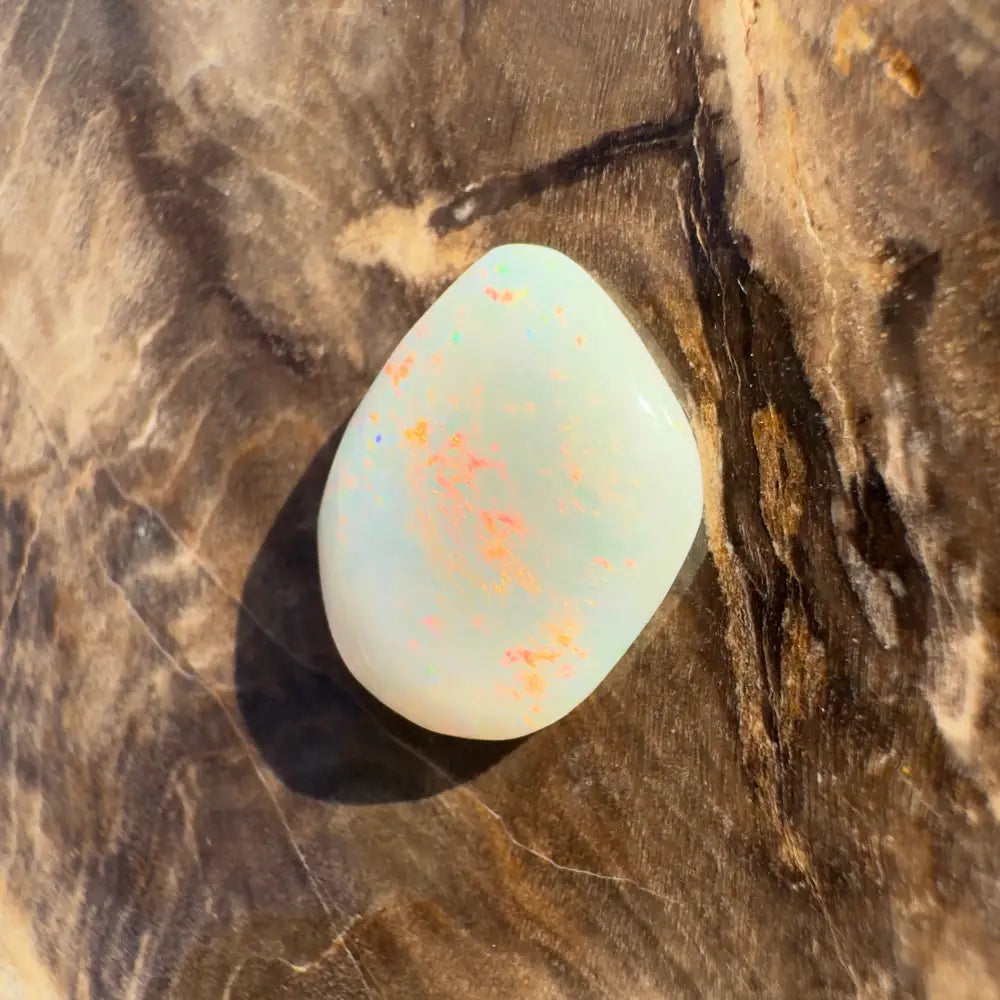Hand-Cut Solid Lightning Ridge Opal 2.9carat