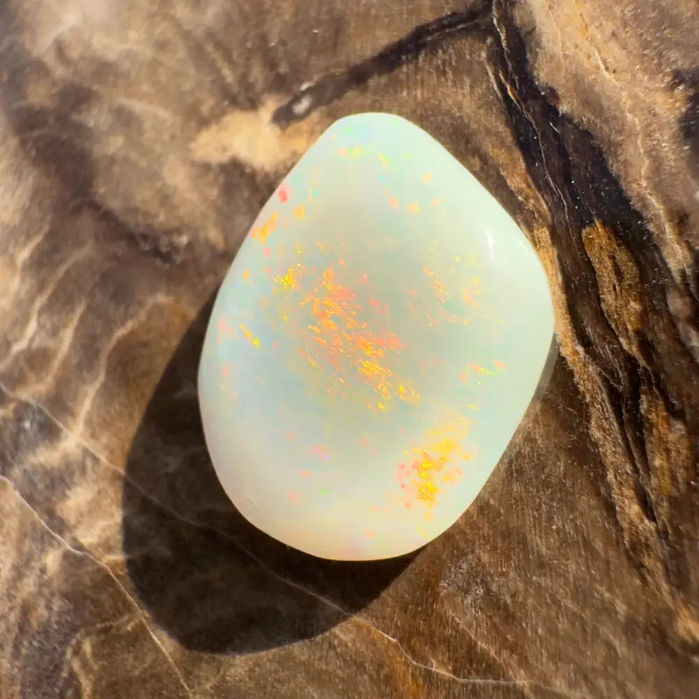 Hand-Cut Solid Lightning Ridge Opal 2.9carat