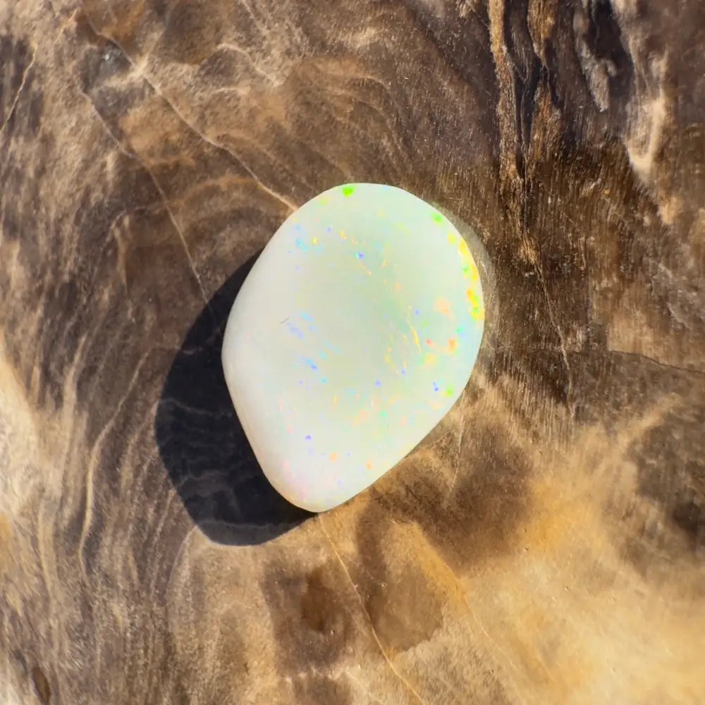 Hand-Cut Solid Lightning Ridge Opal 2.9carat