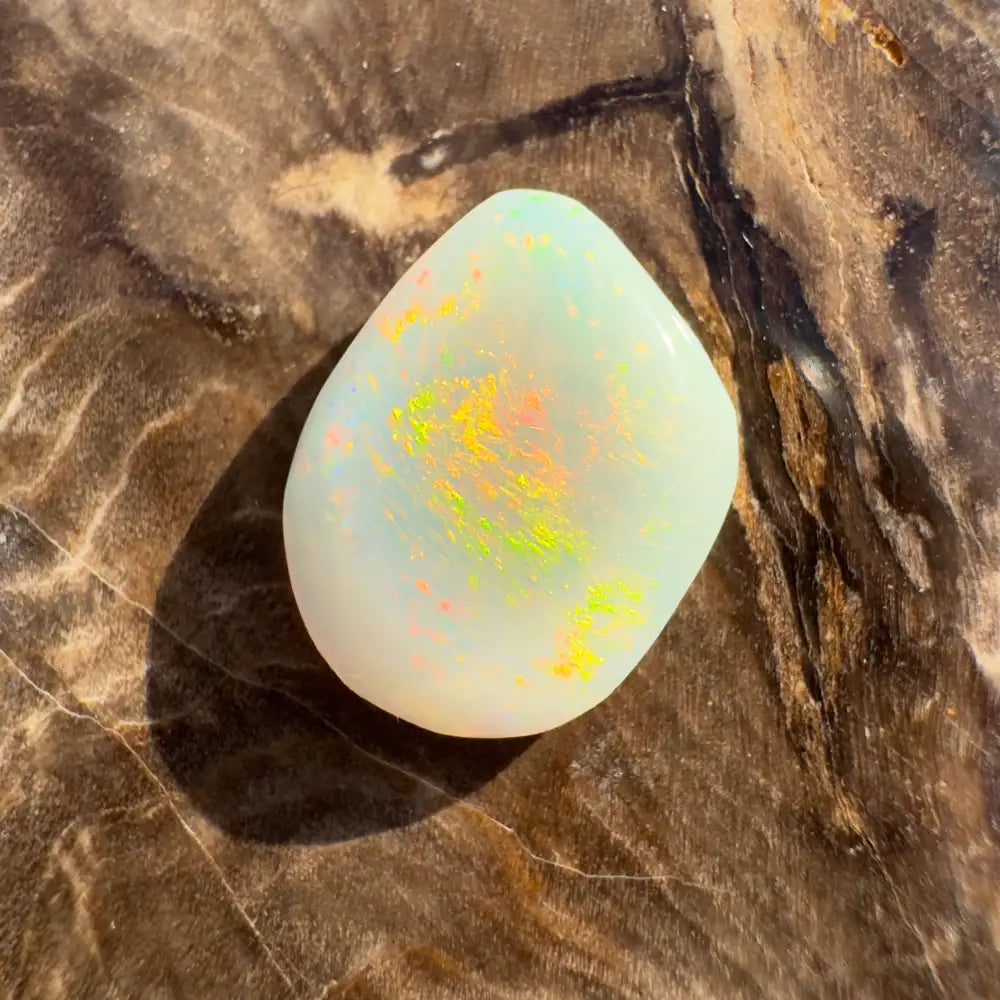 Hand-Cut Solid Lightning Ridge Opal 2.9carat