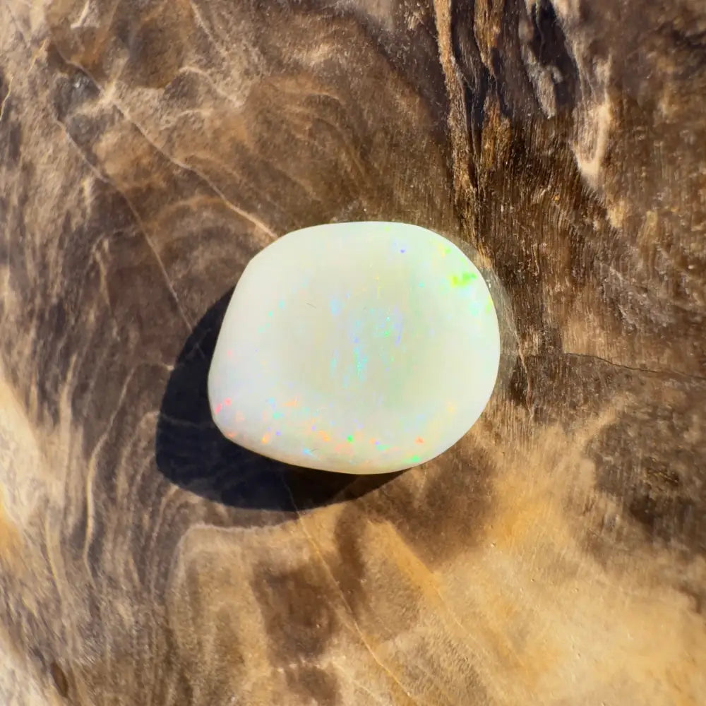 Hand-Cut Solid Lightning Ridge Opal 2.9carat