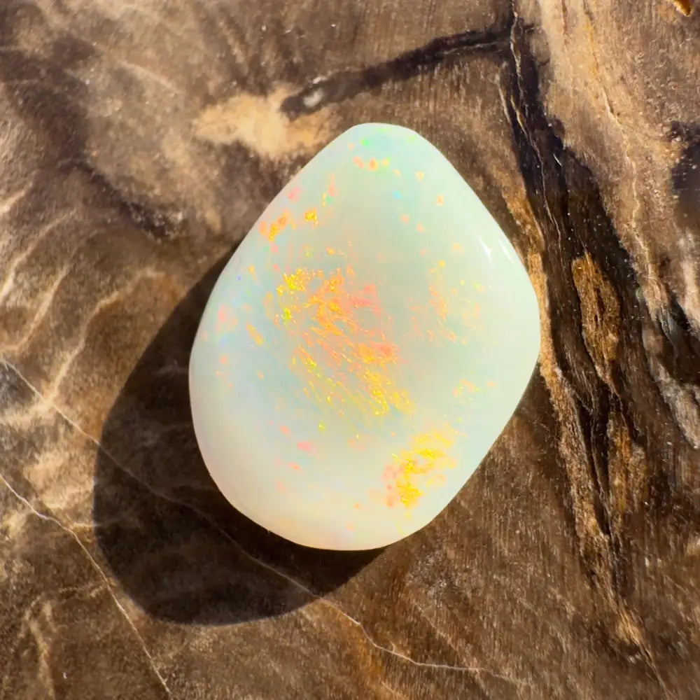 Hand-Cut Solid Lightning Ridge Opal 2.9carat