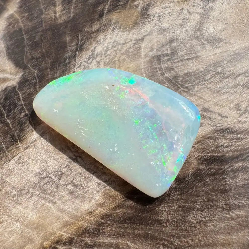 Hand - Cut Solid Lightning Ridge Opal 3.2carat