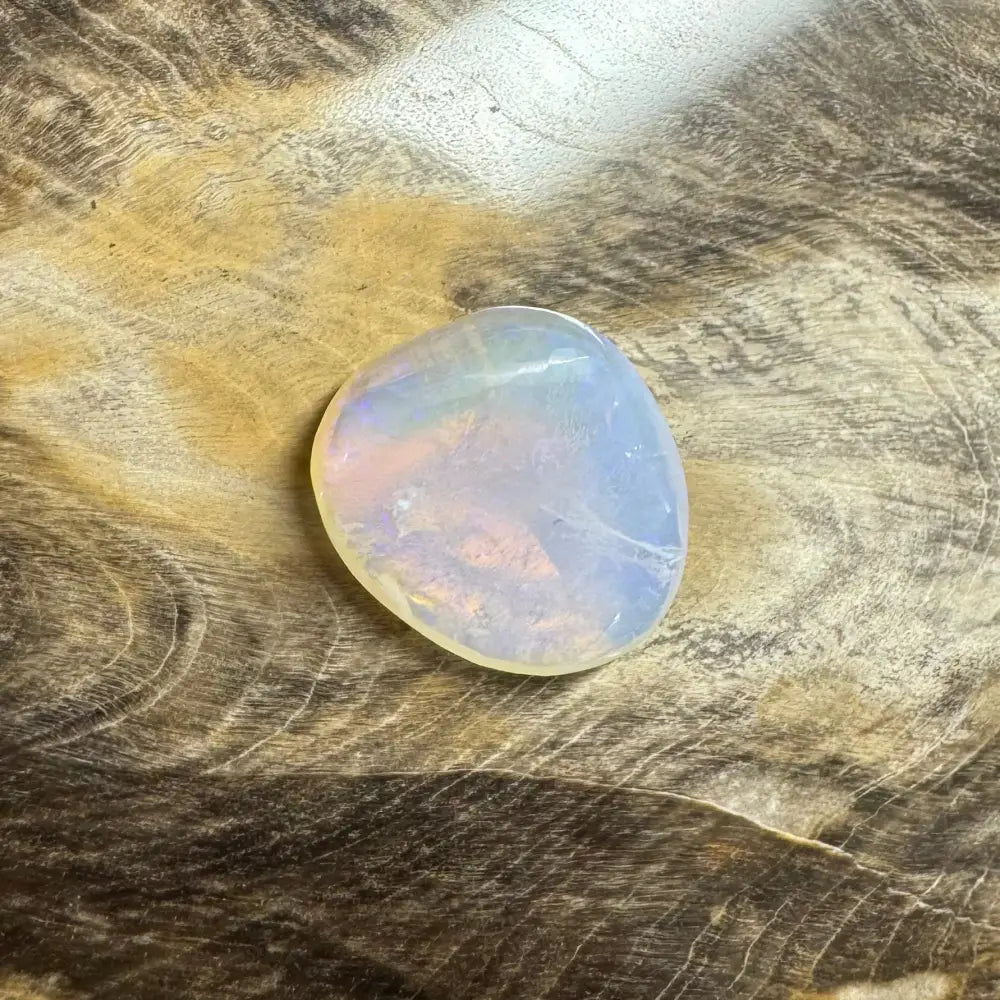 Iridescent polished Opalite stone from Hand-Cut Solid Lightning Ridge Opal 4.7 carats