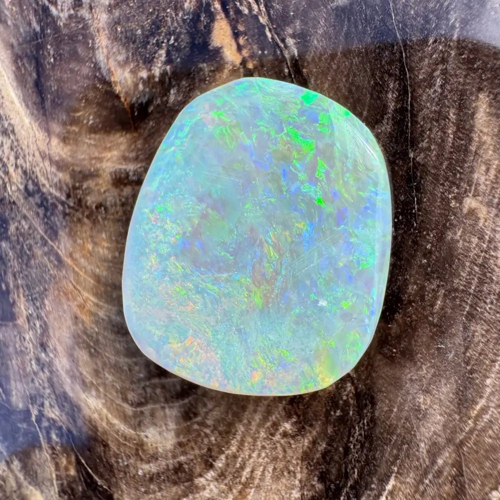 Hand - Cut Solid Lightning Ridge Opal 5.7carat