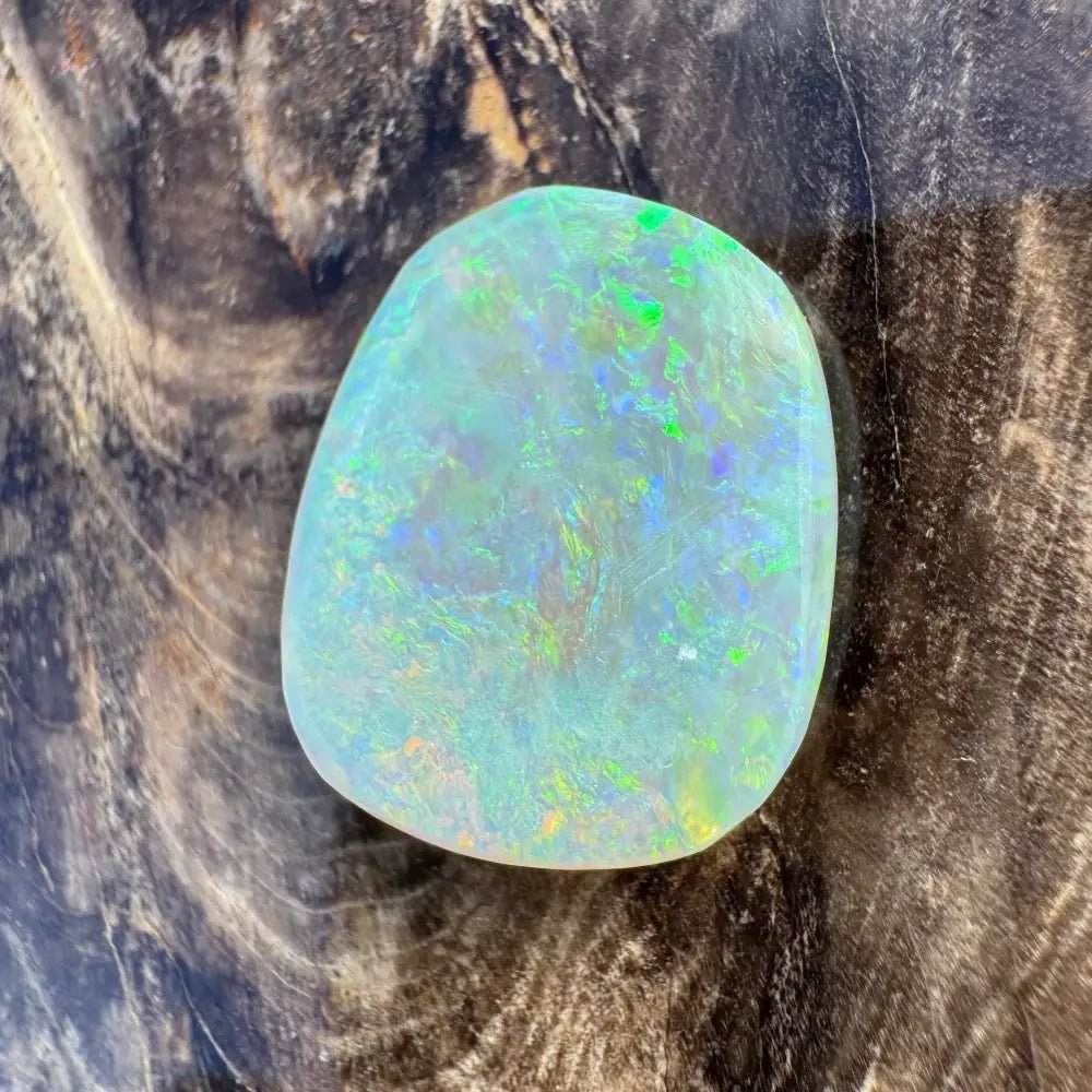 Hand - Cut Solid Lightning Ridge Opal 5.7carat