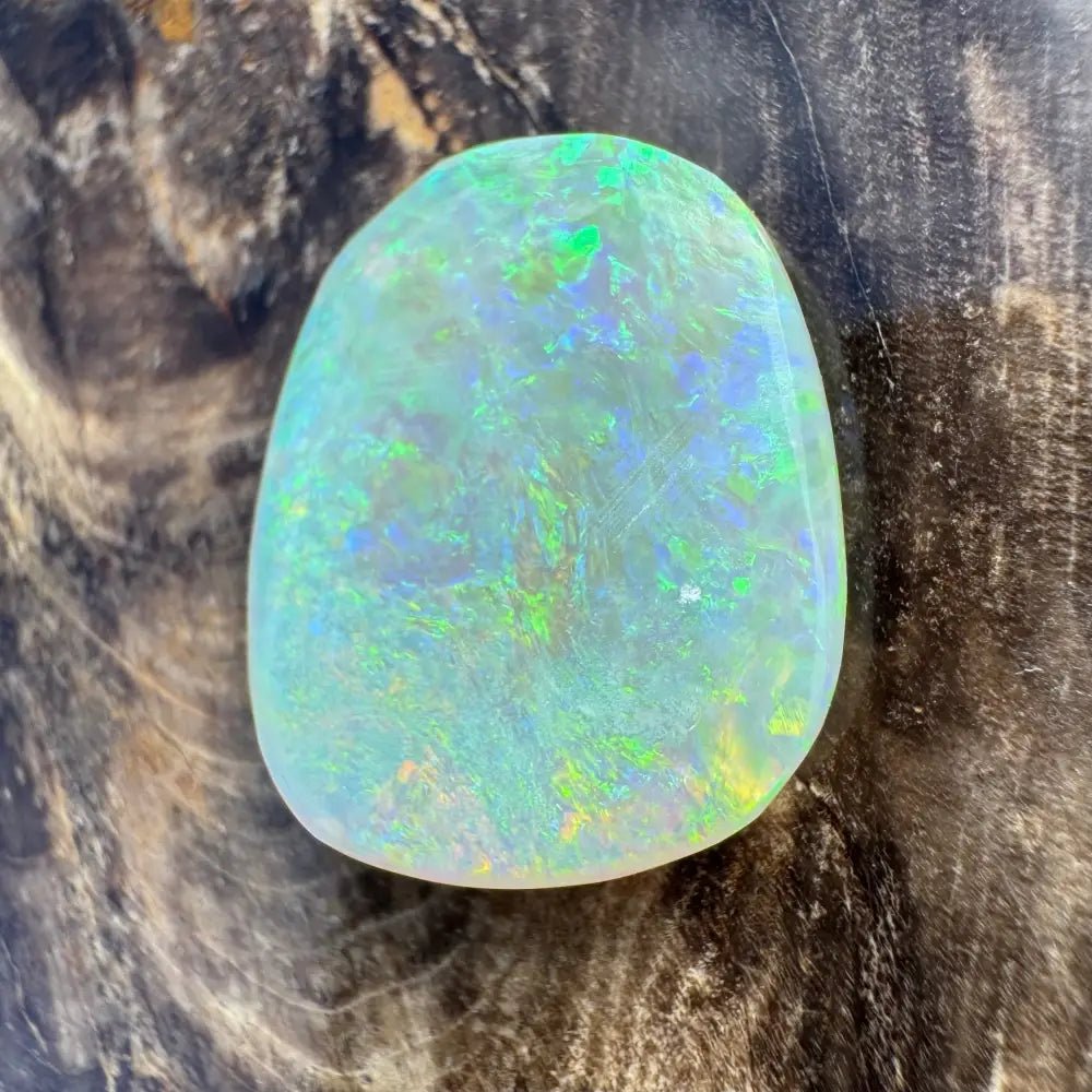 Hand - Cut Solid Lightning Ridge Opal 5.7carat