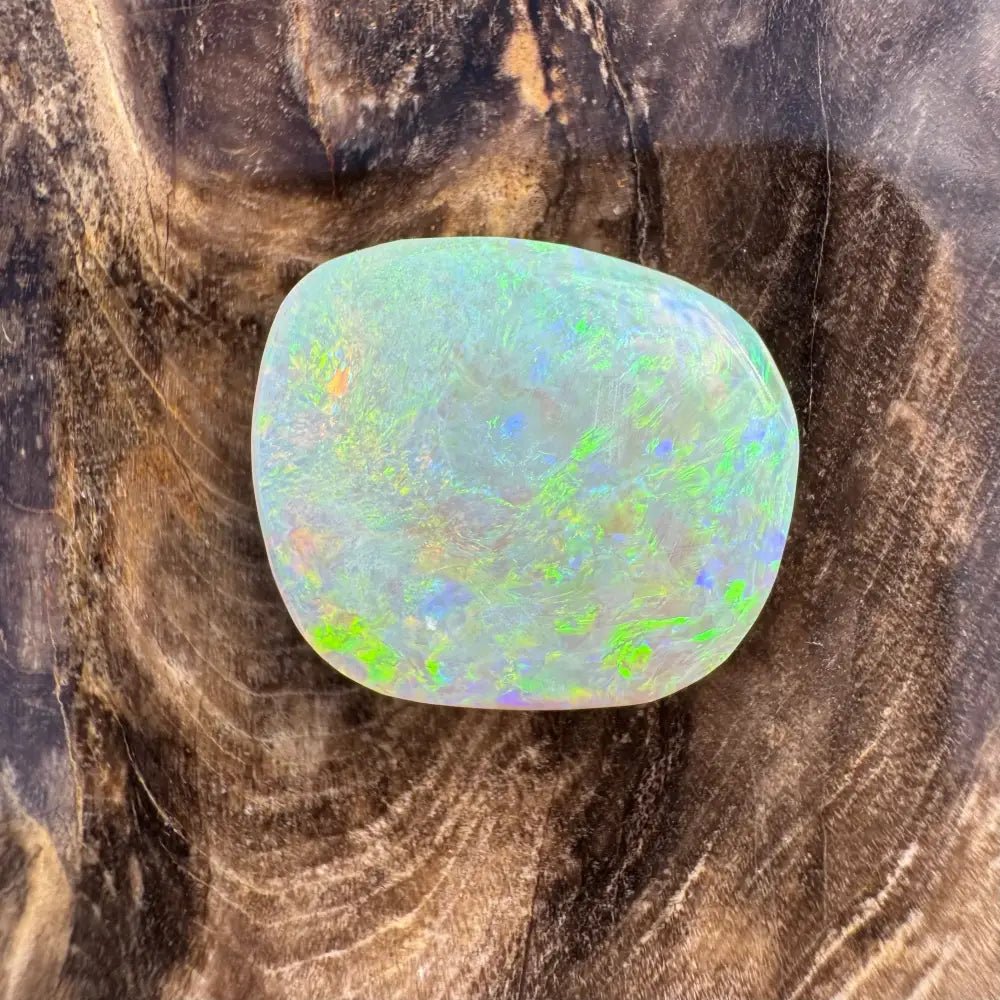 Hand - Cut Solid Lightning Ridge Opal 5.7carat
