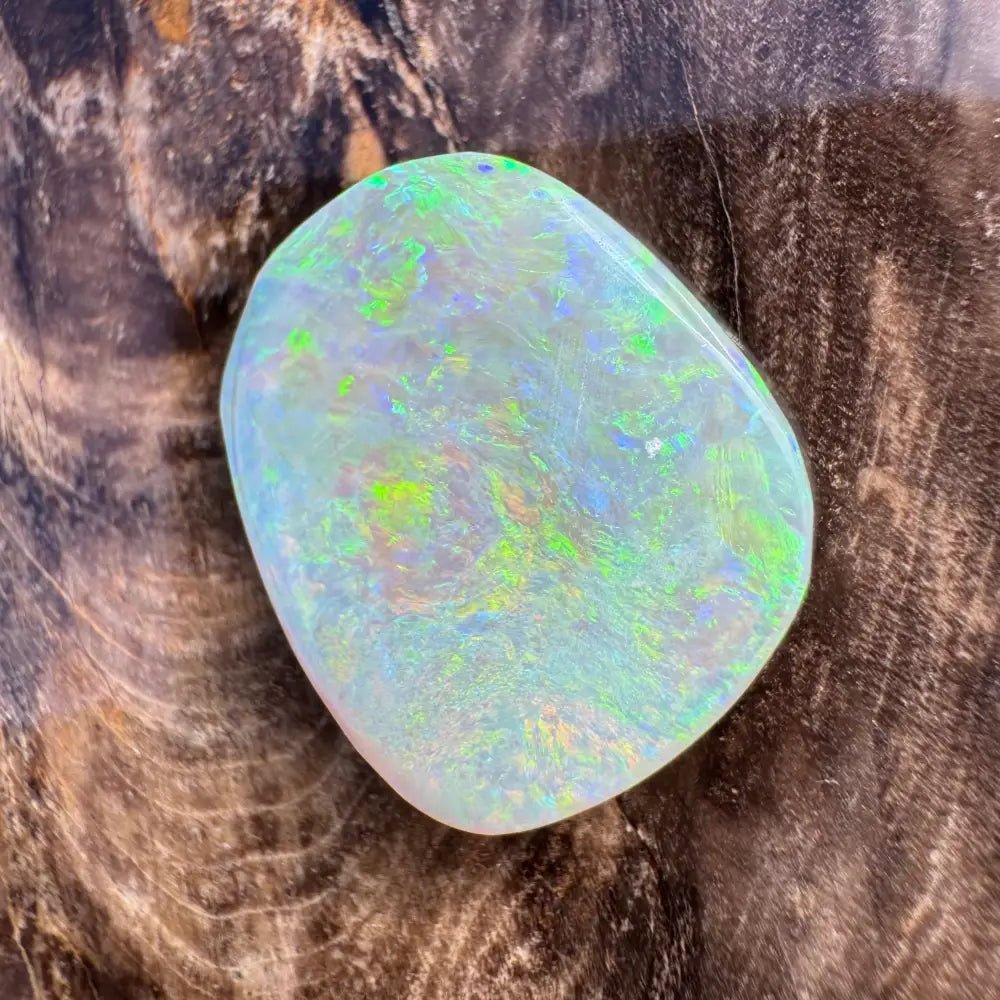 Hand - Cut Solid Lightning Ridge Opal 5.7carat