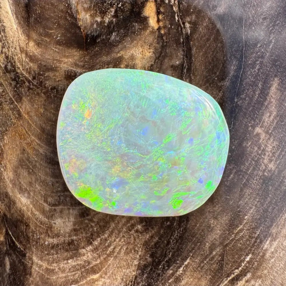 Hand - Cut Solid Lightning Ridge Opal 5.7carat