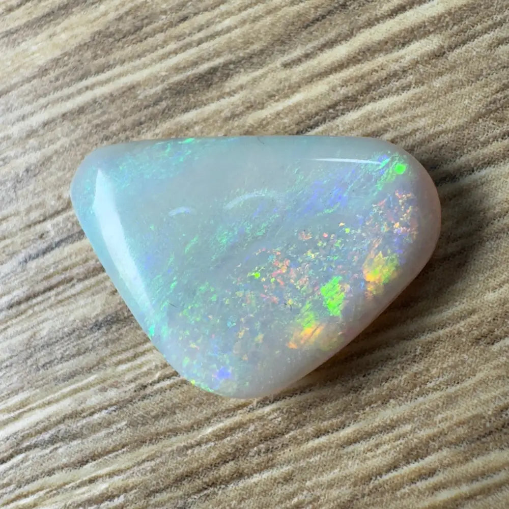 Hand-Cut Solid Lightning Ridge Opal 6.6carat