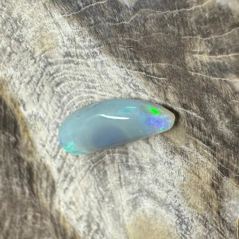Hand - Cut Solid Lightning Ridge Semi Black Opal 1.2carat