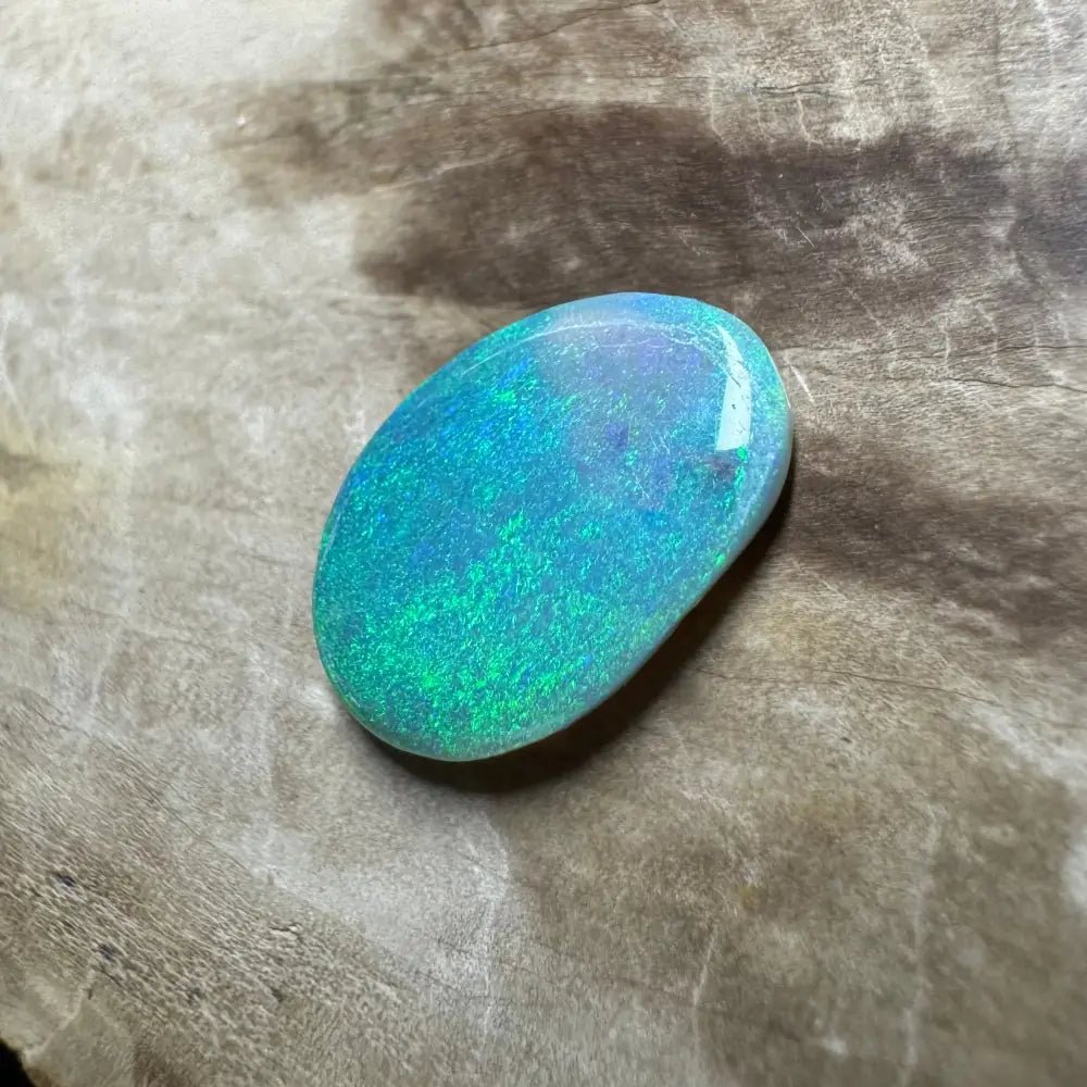 Hand - Cut Solid Lightning Ridge Semi Black Opal 2.0carat