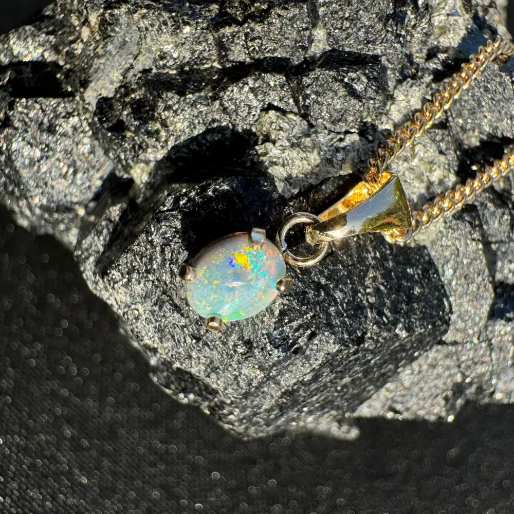 Handcrafted 9ct Solid Gold 0.7ct Lightning Ridge Black Opal Pendant
