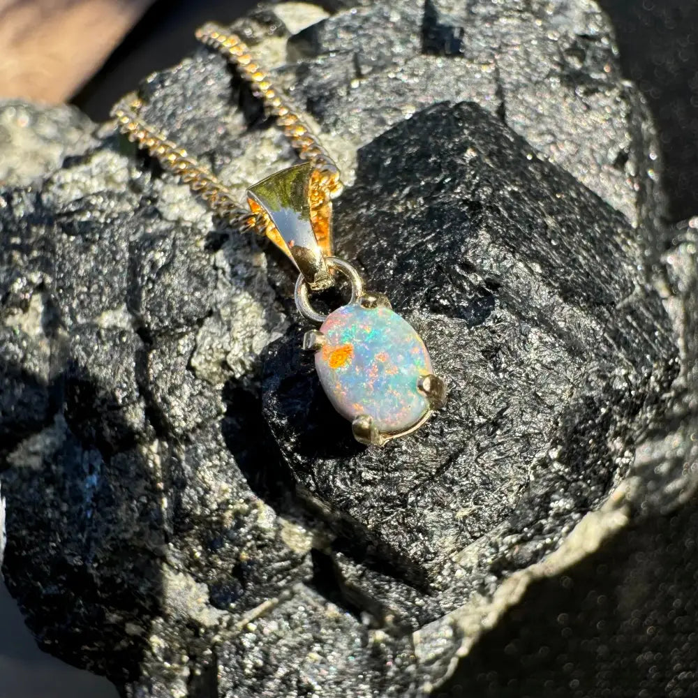 Handcrafted 9ct Solid Gold 0.7ct Lightning Ridge Black Opal Pendant