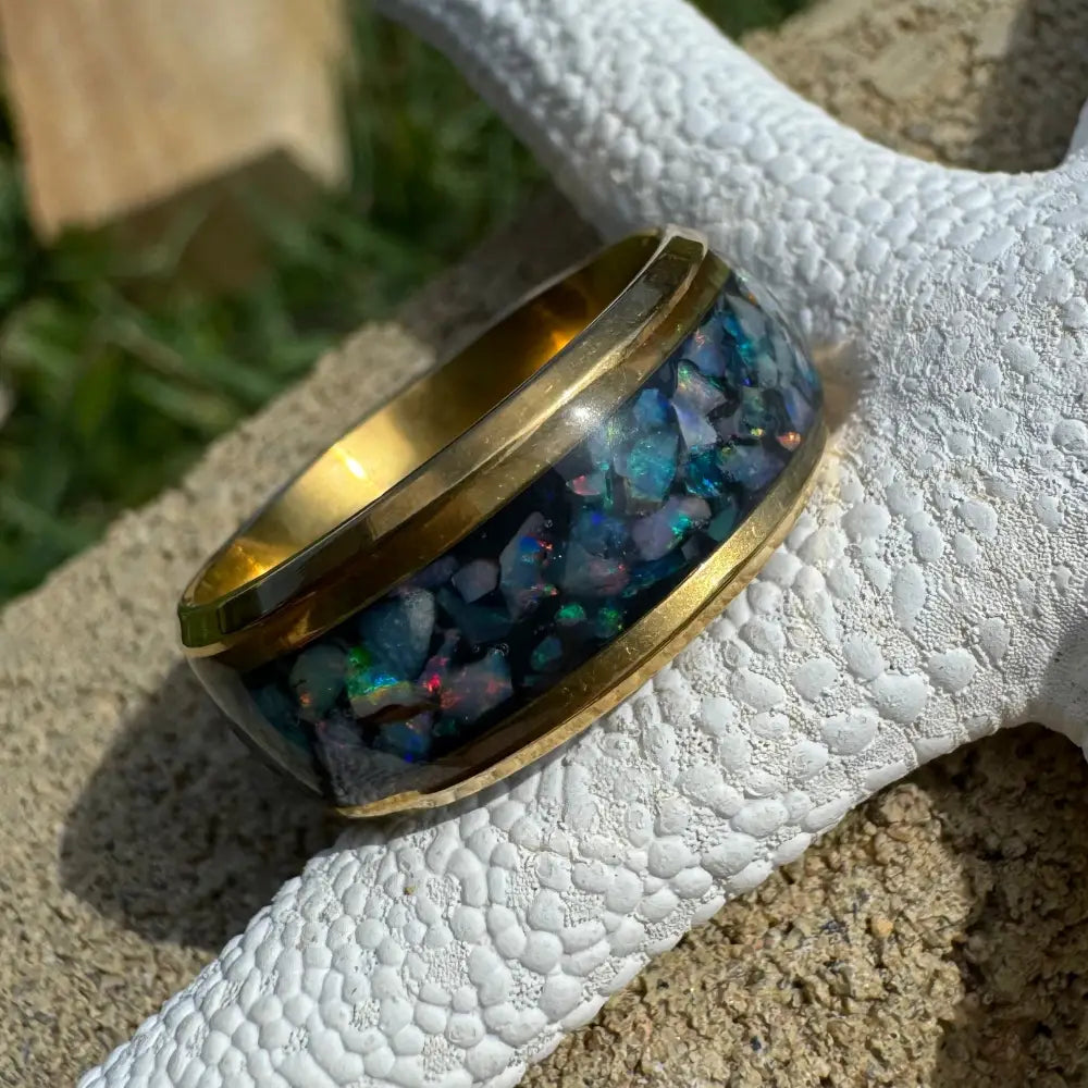 Handcrafted Australian Opal Ring with gold and surgical steel in size L (6)