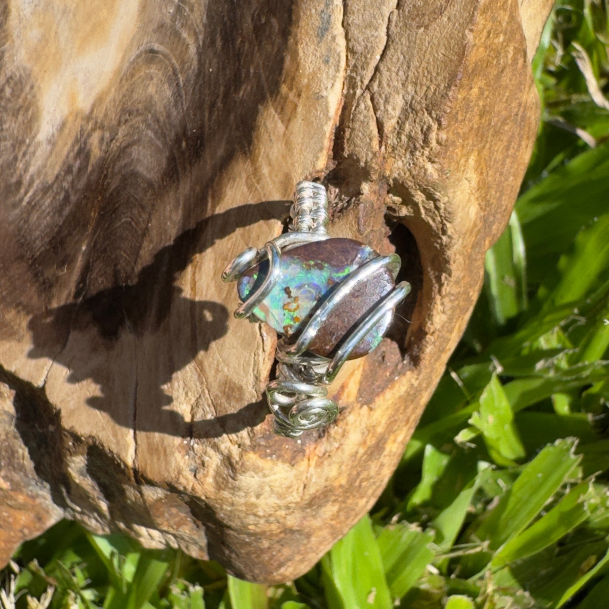 Ironstone Twist – 5.2ct Queensland Boulder Opal Ring