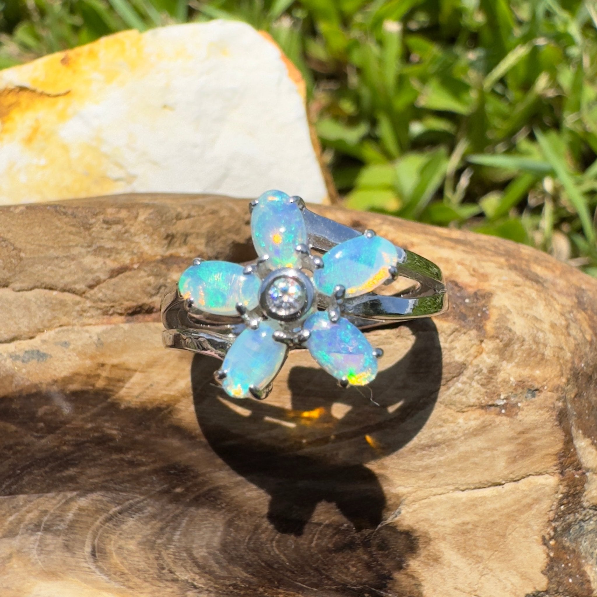Jervis Blue Bloom – 1.5ct Solid Lightning Ridge Crystal Opal 925 Sterling Silver Ring
