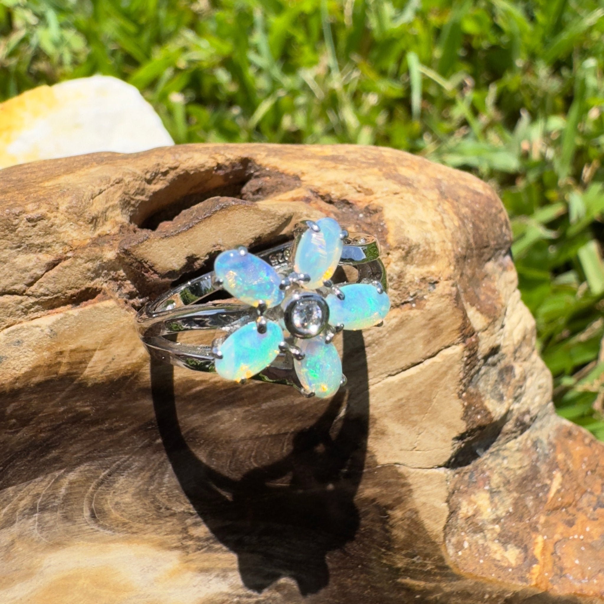 Jervis Blue Bloom – 1.5ct Solid Lightning Ridge Crystal Opal 925 Sterling Silver Ring