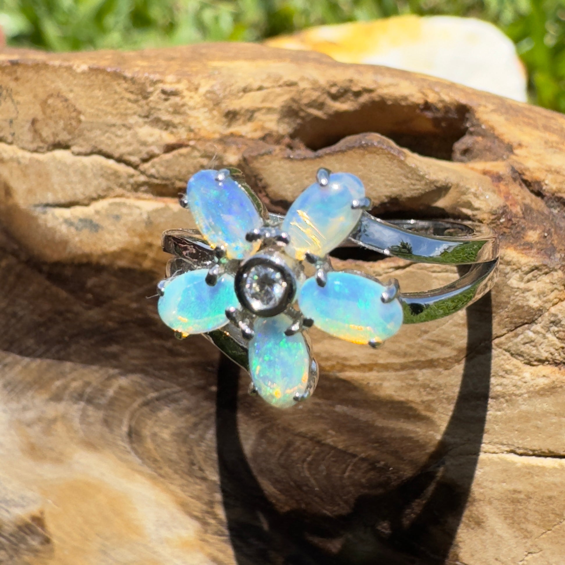 Jervis Blue Bloom – 1.5ct Solid Lightning Ridge Crystal Opal 925 Sterling Silver Ring