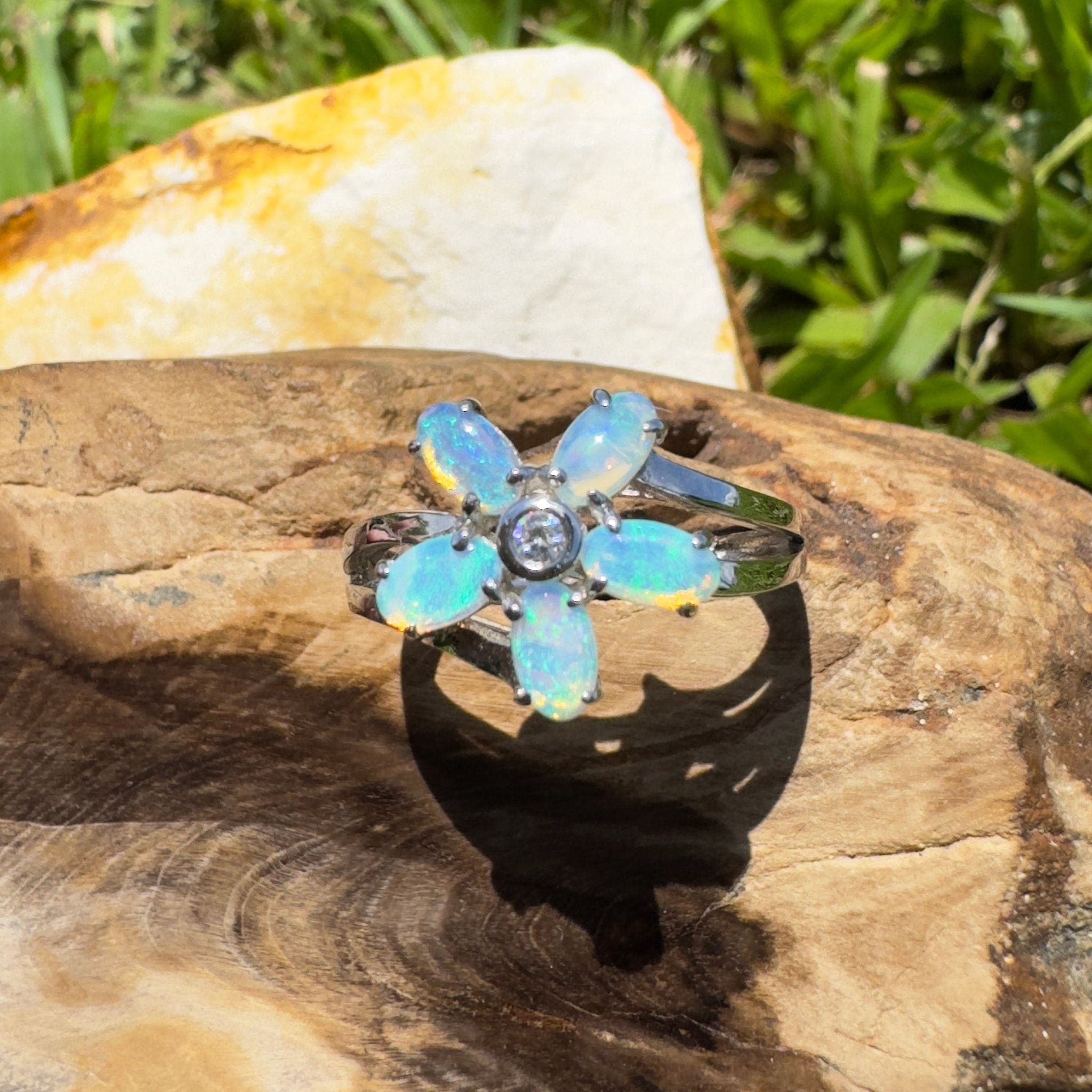 Jervis Blue Bloom – 1.5ct Solid Lightning Ridge Crystal Opal 925 Sterling Silver Ring