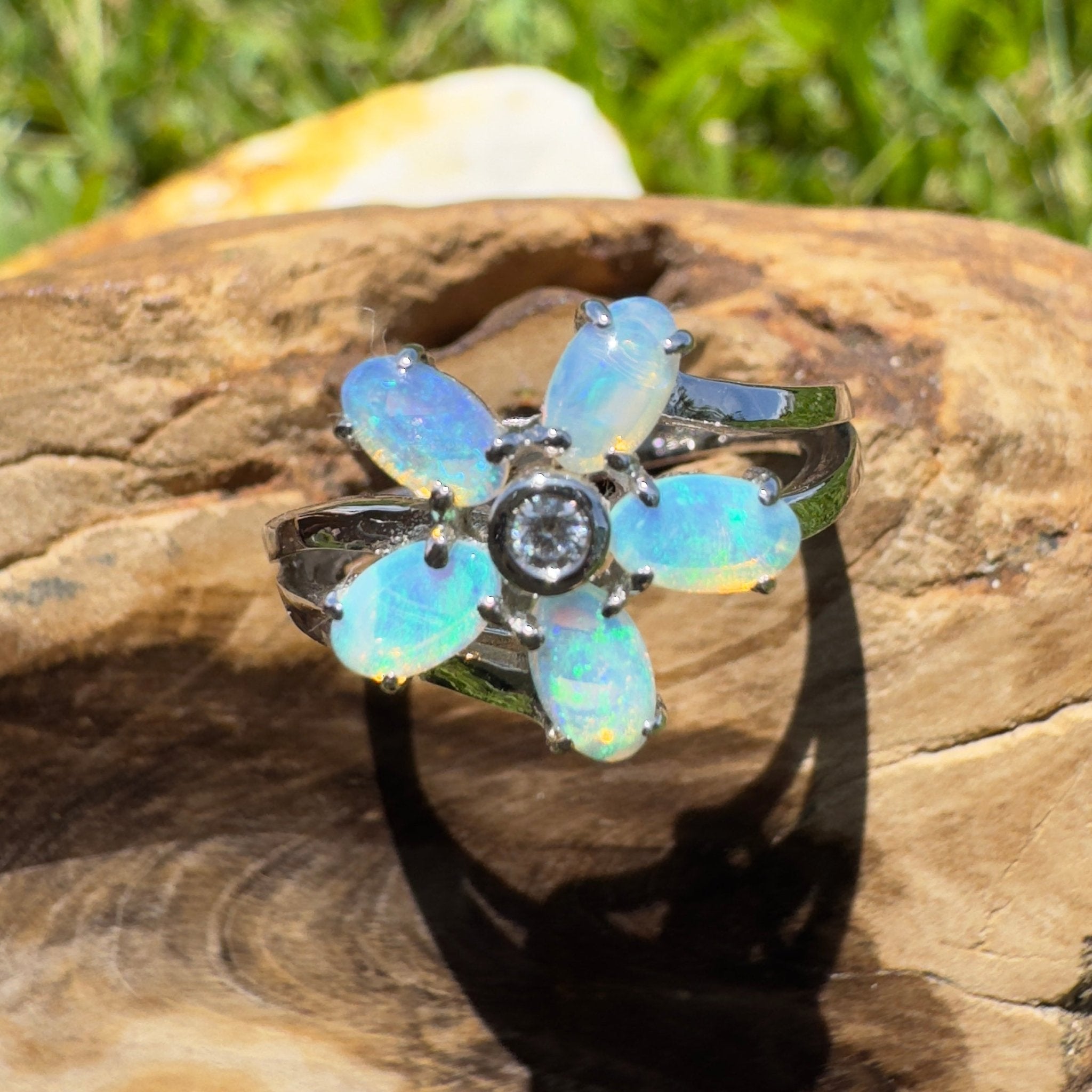 Jervis Blue Bloom – 1.5ct Solid Lightning Ridge Crystal Opal 925 Sterling Silver Ring