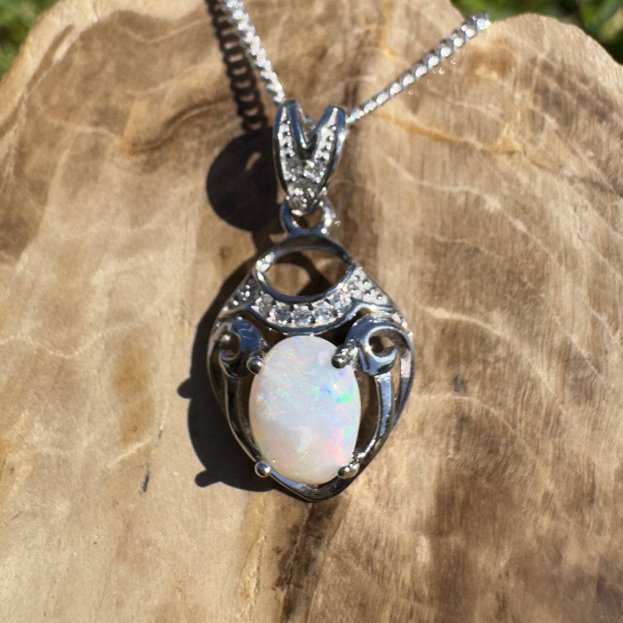 Kempe Road Gleam ~ 0.8ct Coober Pedy Opal 925 Silver Pendant
