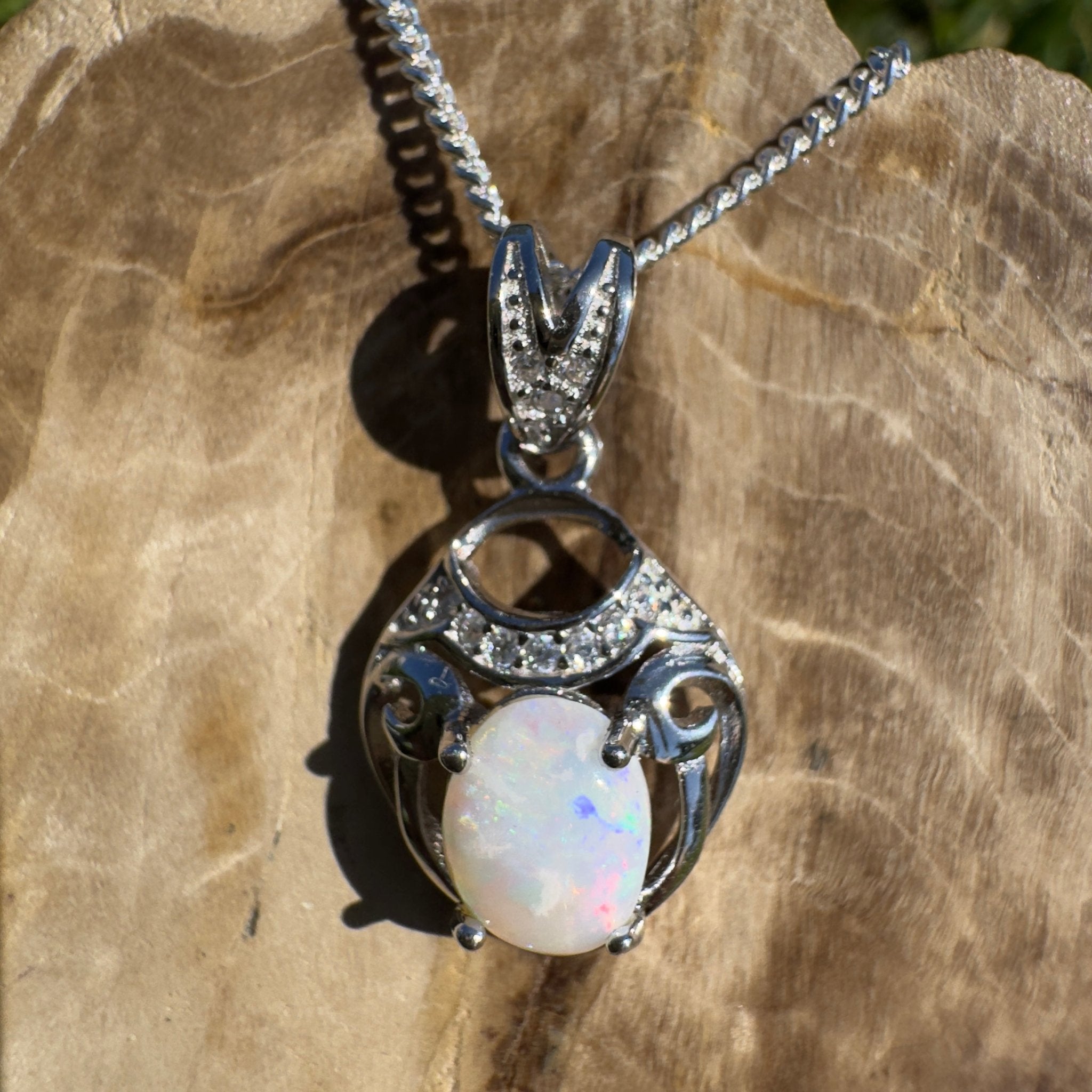Kempe Road Gleam ~ 0.8ct Coober Pedy Opal 925 Silver Pendant
