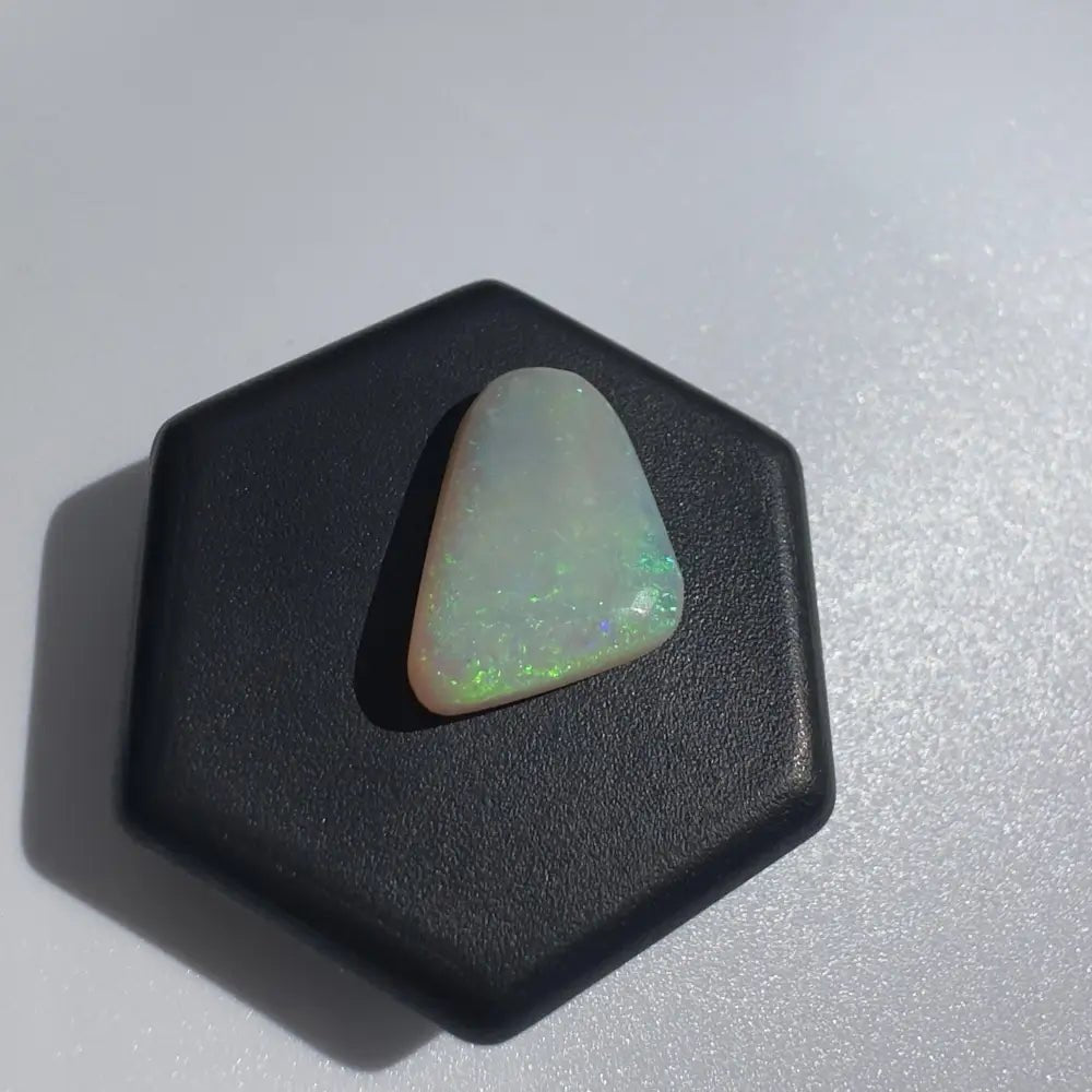 Lightning Ridge Opal 2.4carat Solid Hand - Cut