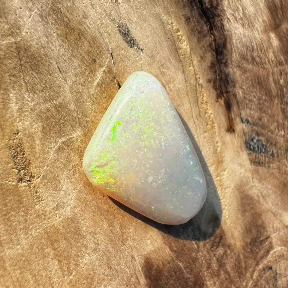 Lightning Ridge Opal 2.4carat Solid Hand - Cut
