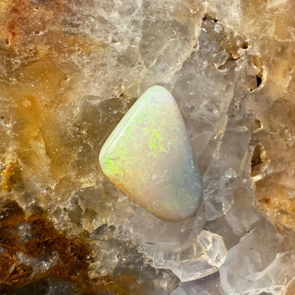 Lightning Ridge Opal 2.4carat Solid Hand - Cut