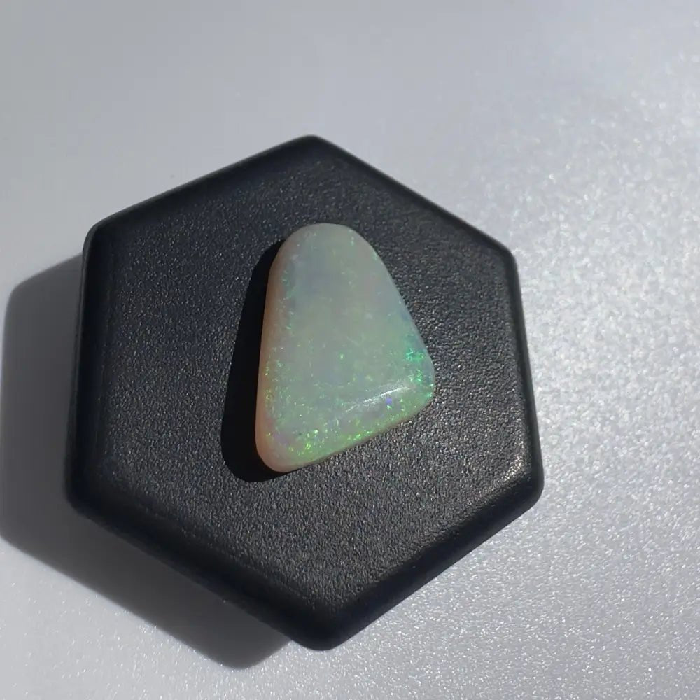 Lightning Ridge Opal 2.4carat Solid Hand - Cut