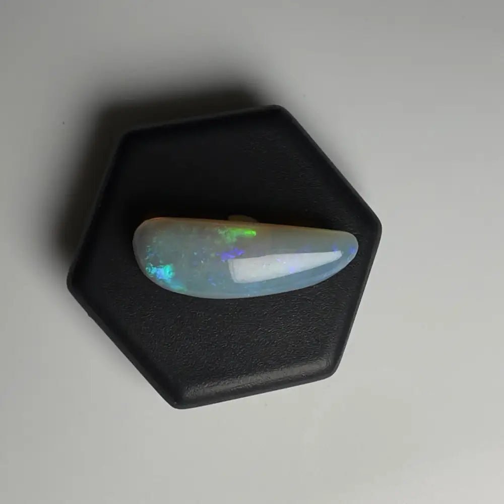 Lightning Ridge Opal 3.2carat Solid Hand - Cut