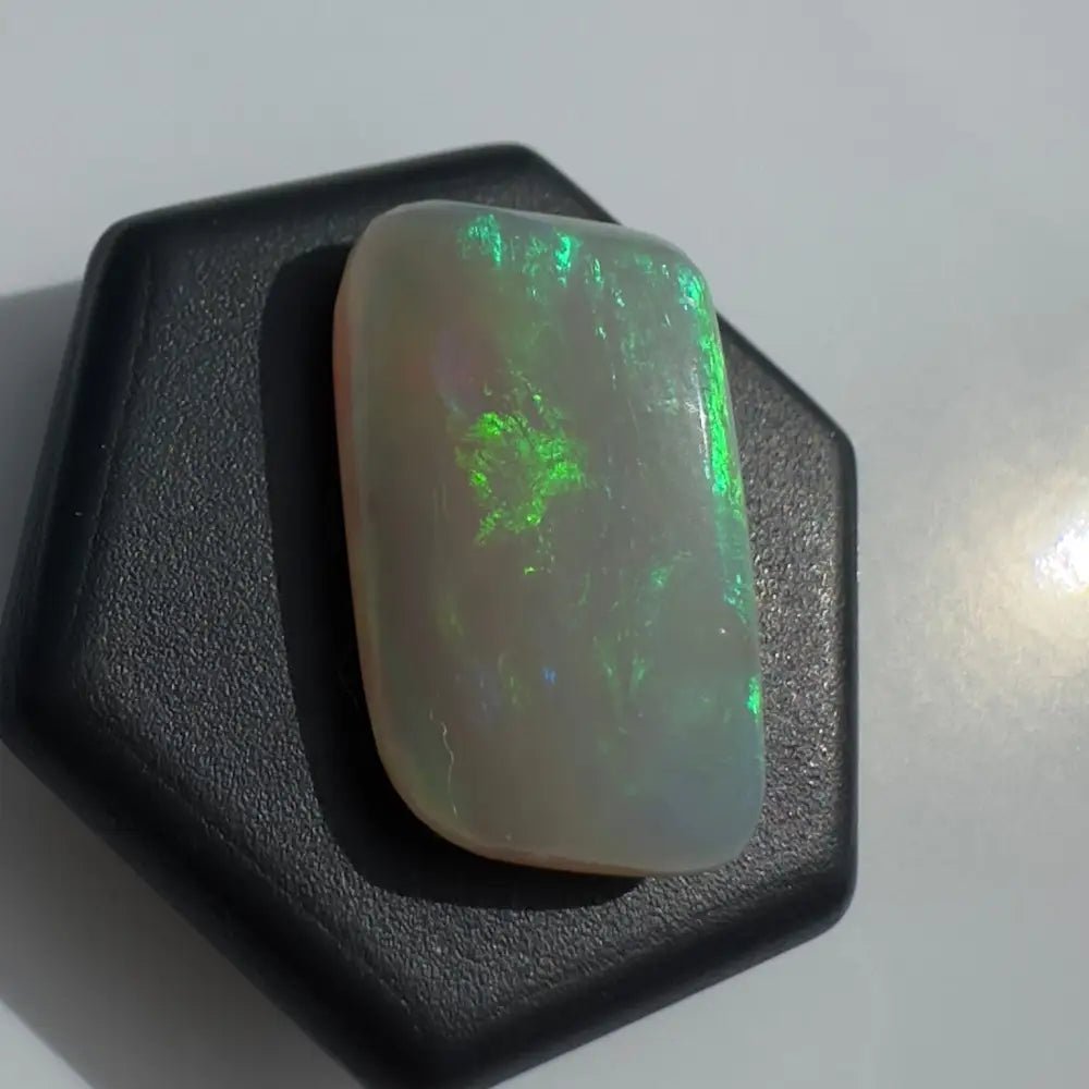 Lightning Ridge Opal 7.7 carat Solid Hand - Cut