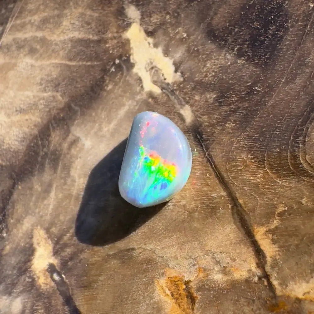 Lightning Ridge Semi Black Opal 0.8carat Solid Hand - Cut