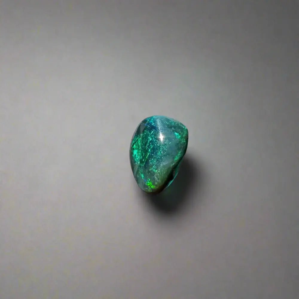 Lightning Ridge Semi Black Opal 0.8carat Solid Hand - Cut