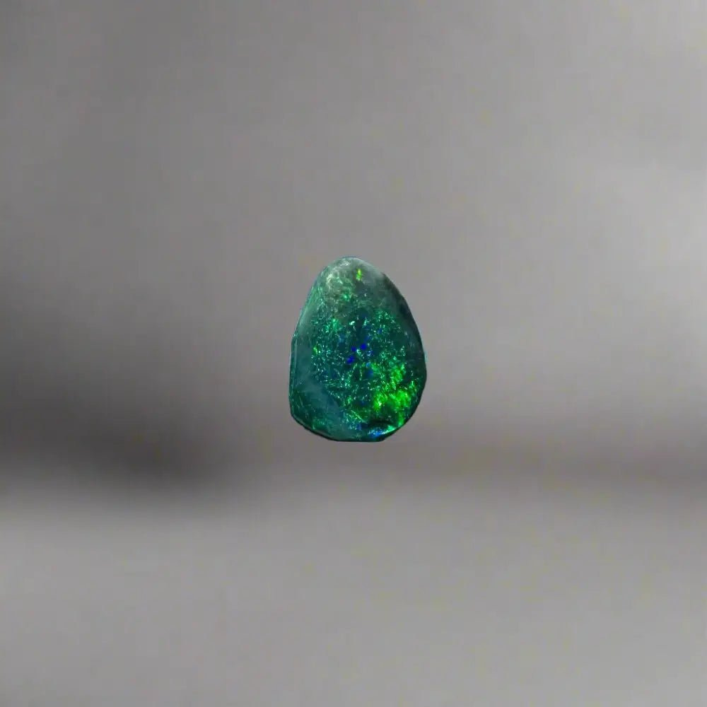 Lightning Ridge Semi Black Opal 0.8carat Solid Hand - Cut