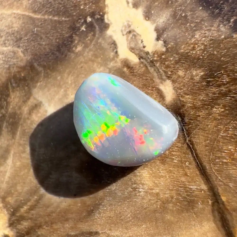 Lightning Ridge Semi Black Opal 0.8carat Solid Hand - Cut