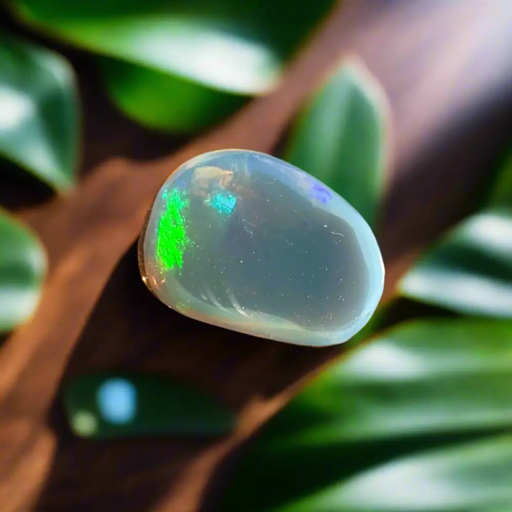Lightning Ridge Semi Black Opal 1.7carat Solid Hand - Cut