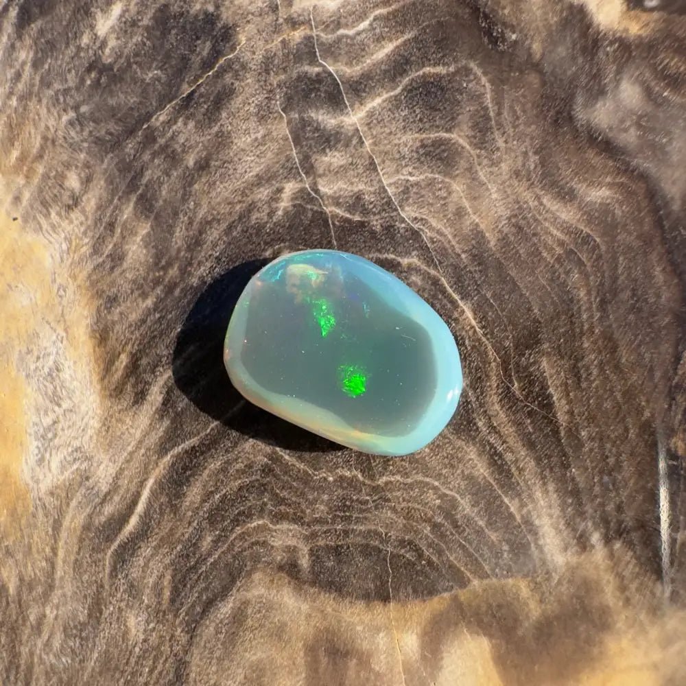 Lightning Ridge Semi Black Opal 1.7carat Solid Hand - Cut
