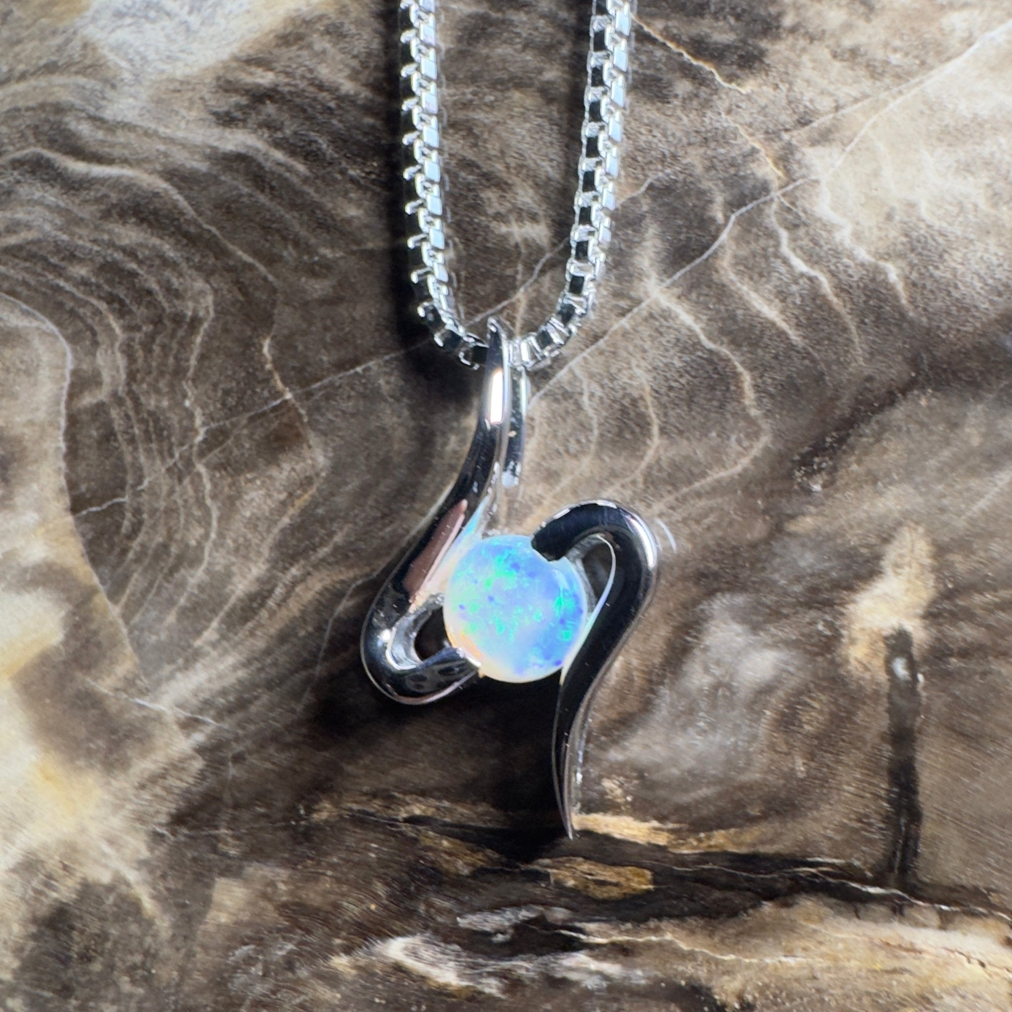Litchfield Flow ~ 0.3ct Coober Pedy Opal 9ct White Gold Pendant