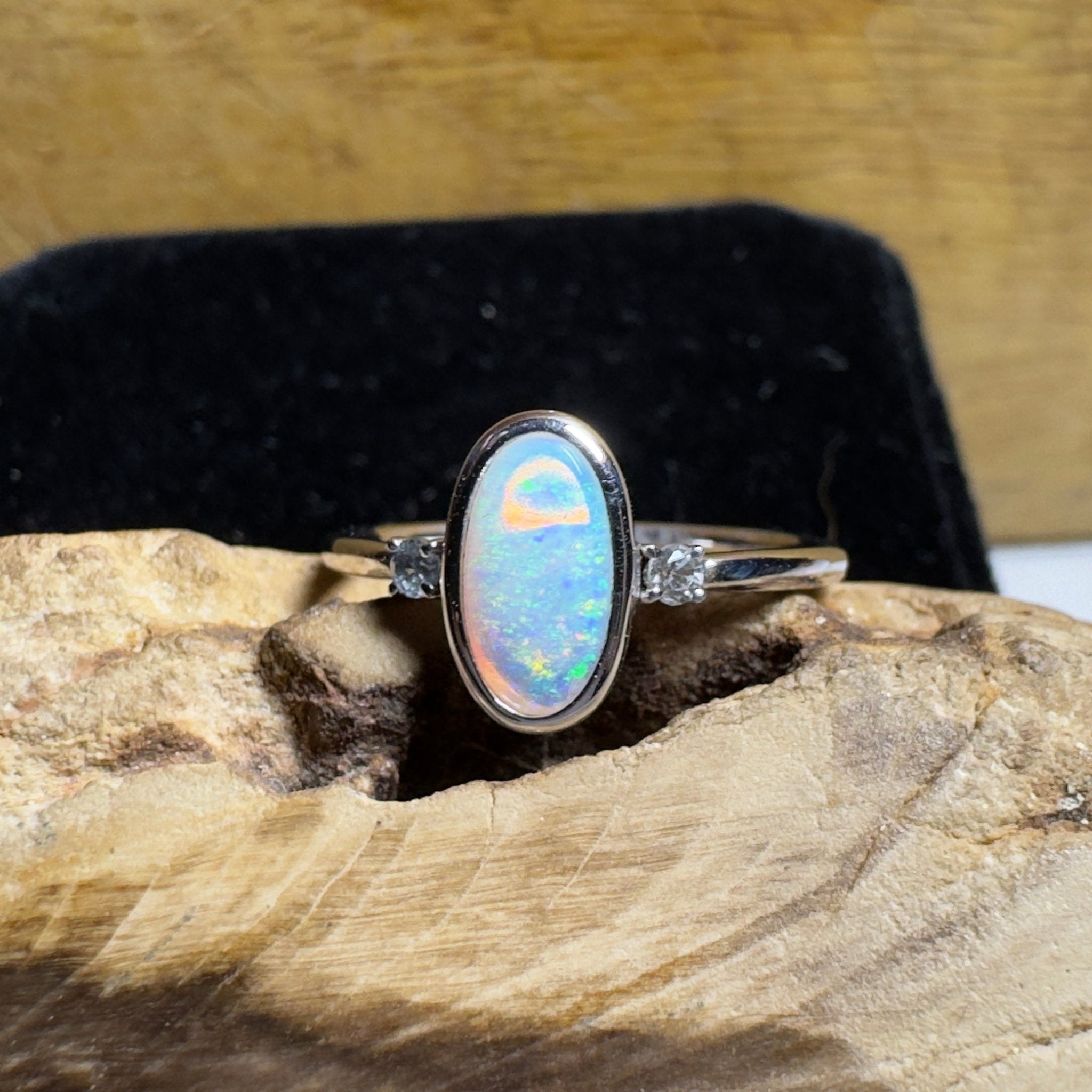 Lord Howe Gleam - 0.9ct Solid Coober Pedy Crystal Opal 925 Silver Ring