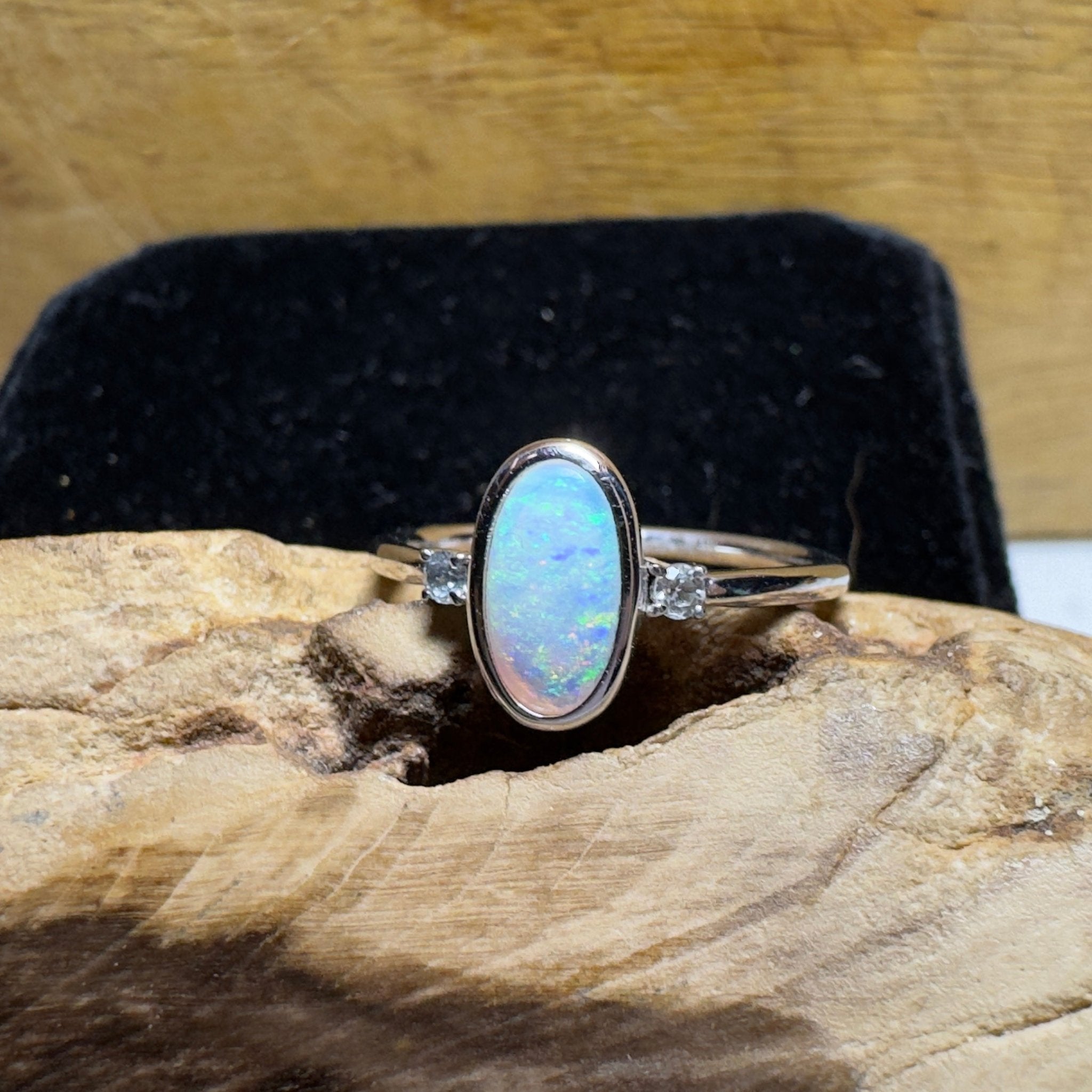Lord Howe Gleam - 0.9ct Solid Coober Pedy Crystal Opal 925 Silver Ring