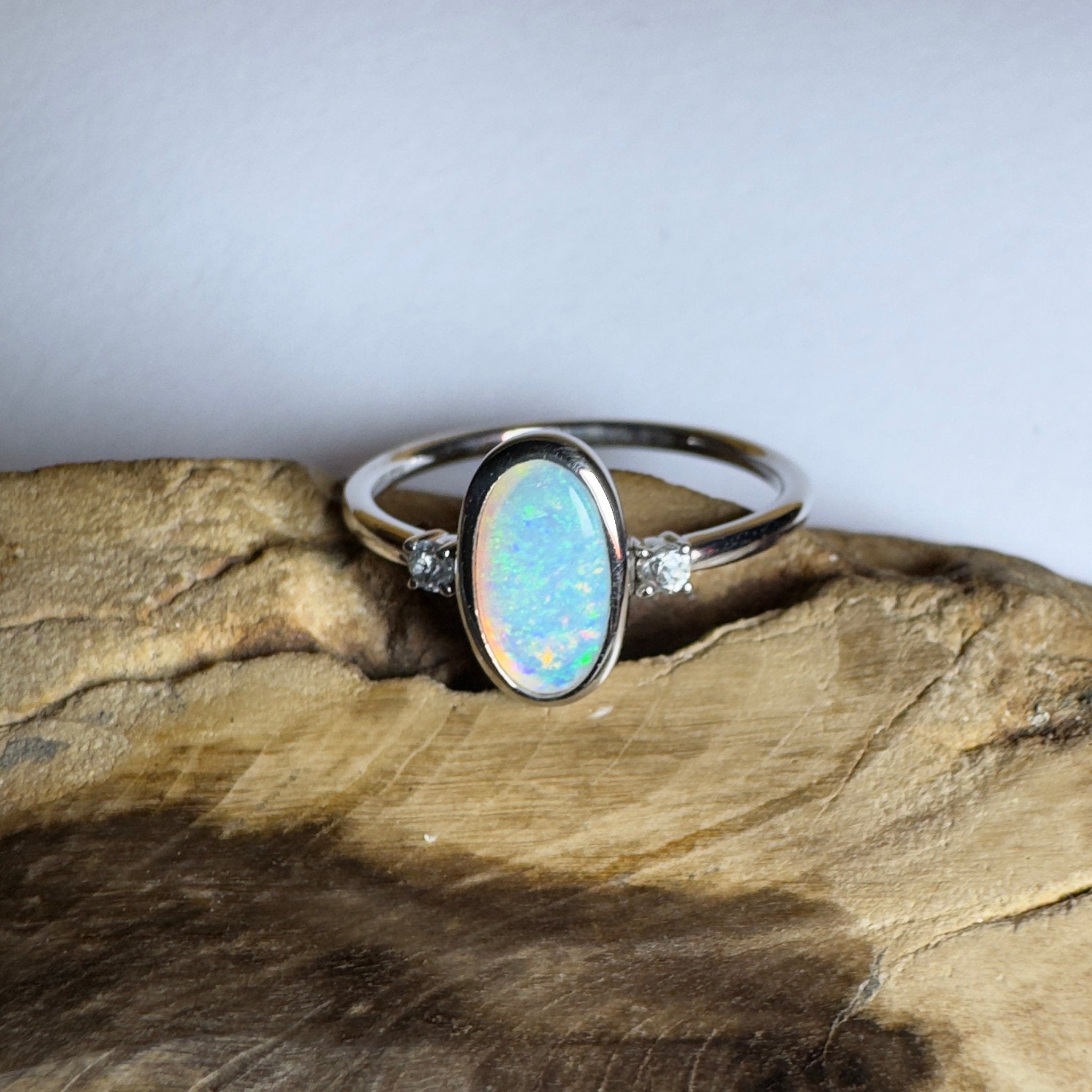 Lord Howe Gleam - 0.9ct Solid Coober Pedy Crystal Opal 925 Silver Ring