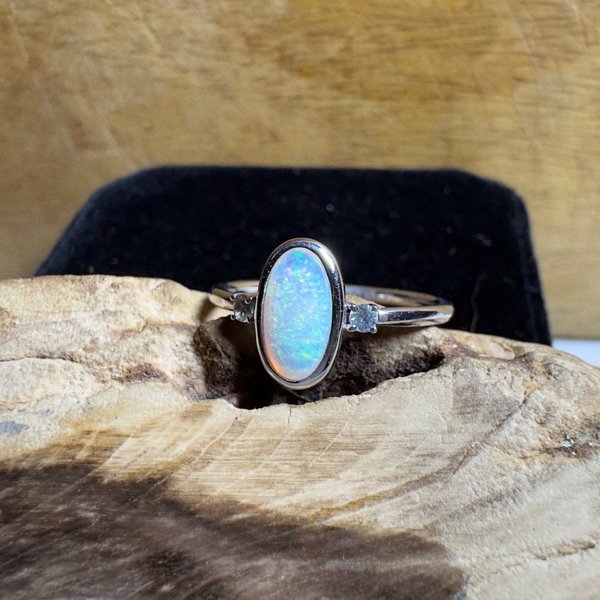 Lord Howe Gleam - 0.9ct Solid Coober Pedy Crystal Opal 925 Silver Ring