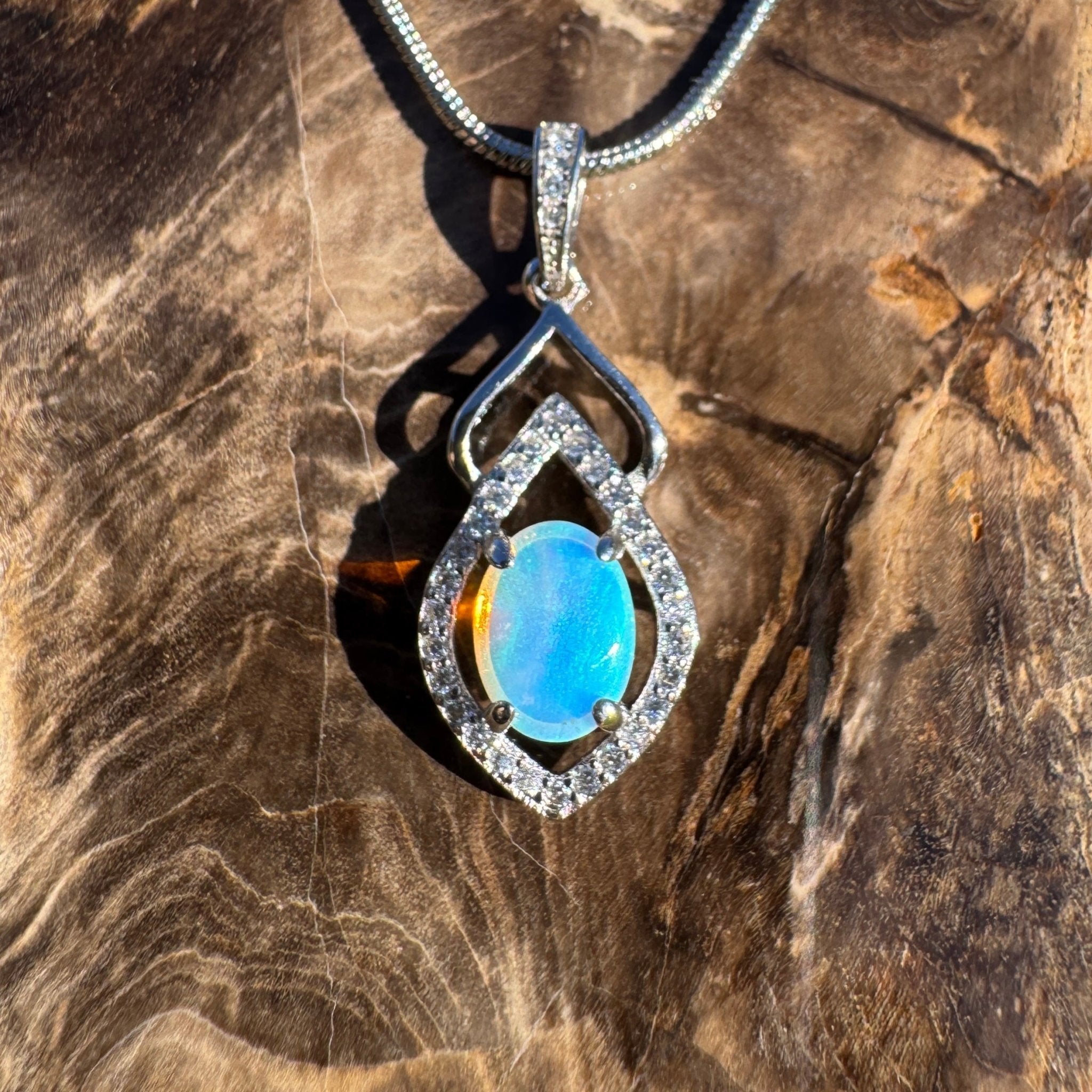Magnetic Drift ~ 1ct Lightning Ridge Opal 925 Silver Pendant
