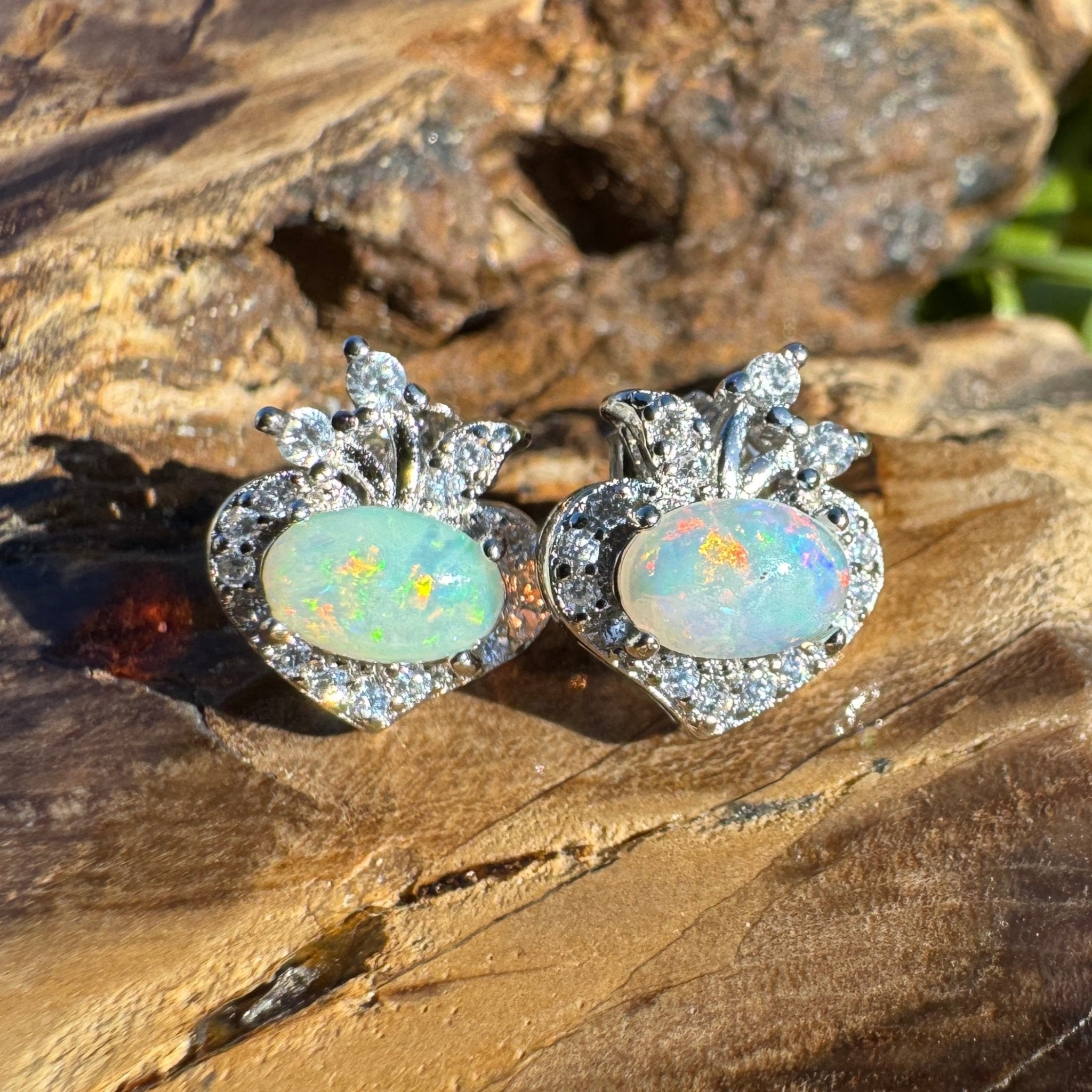 Marrawah Flow - 0.6ct Coober Pedy Opal 925 Silver Apple Earrings