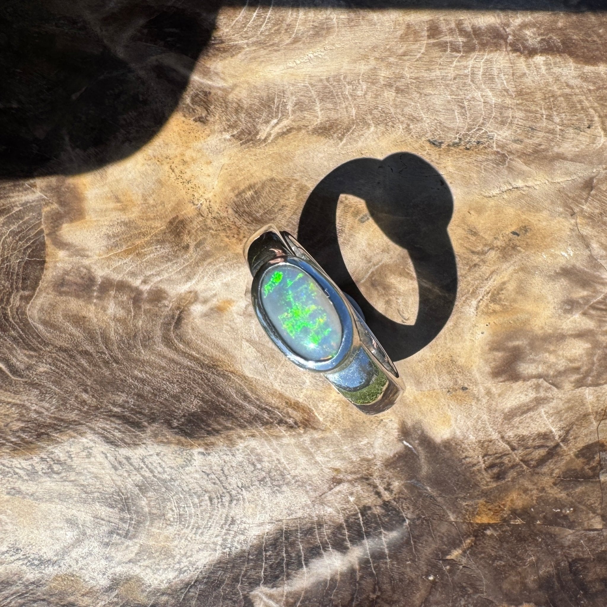 Mintabie Horizon – 1ct Solid Lightning Ridge Opal 925 Sterling Silver Ring