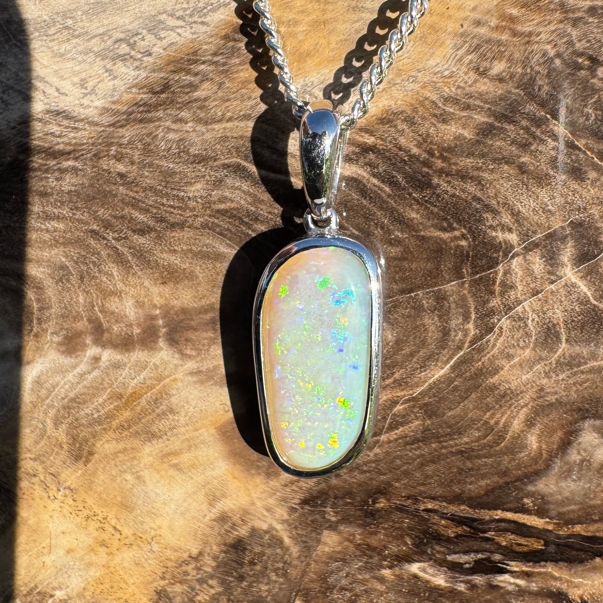 Mintabie Meadowlight ~ 3ct Solid Mintabie Opal 925 Sterling Silver Pendant Necklace