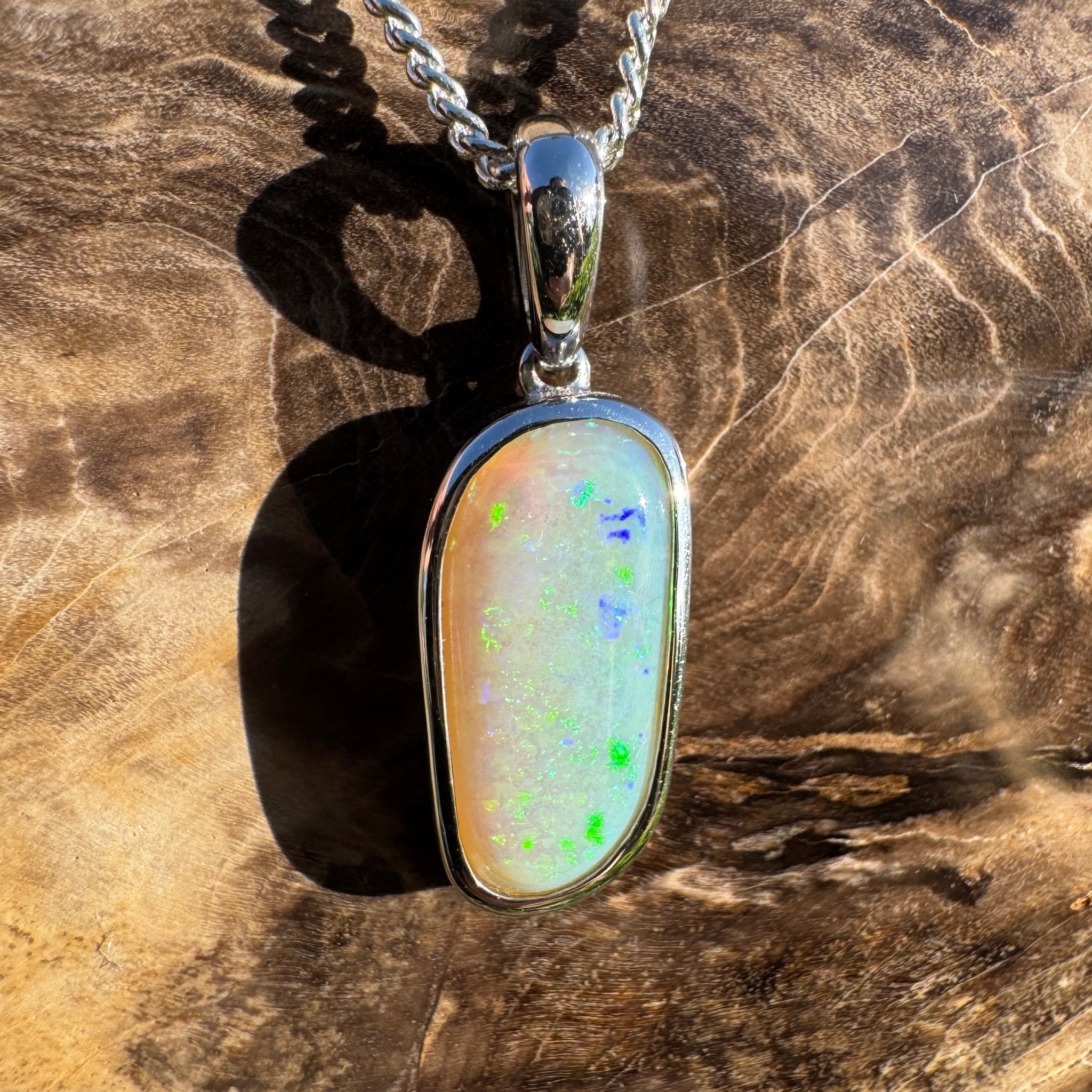Mintabie Meadowlight ~ 3ct Solid Mintabie Opal 925 Sterling Silver Pendant Necklace